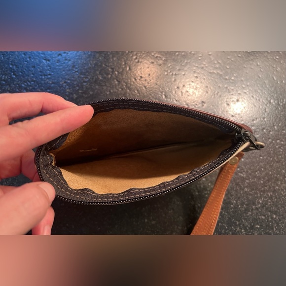 Western-themed wristlet purse. - Picture 3 of 3